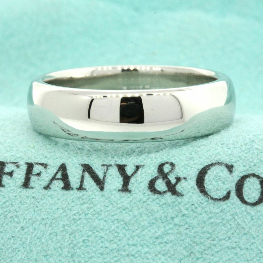 Platinum Classic Lucida Wedding Band Ring 6mm